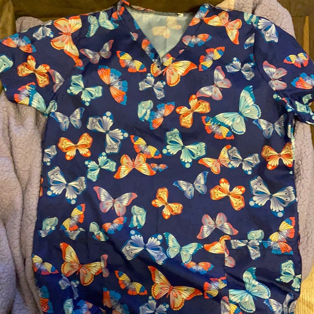 Butterfly scrub top